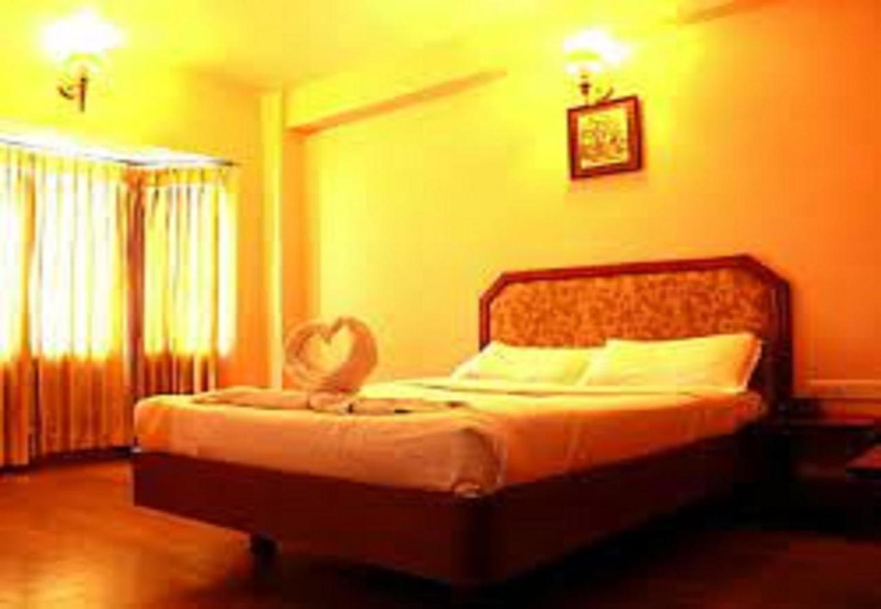 Hotel Blue Bird Ooty Exteriér fotografie