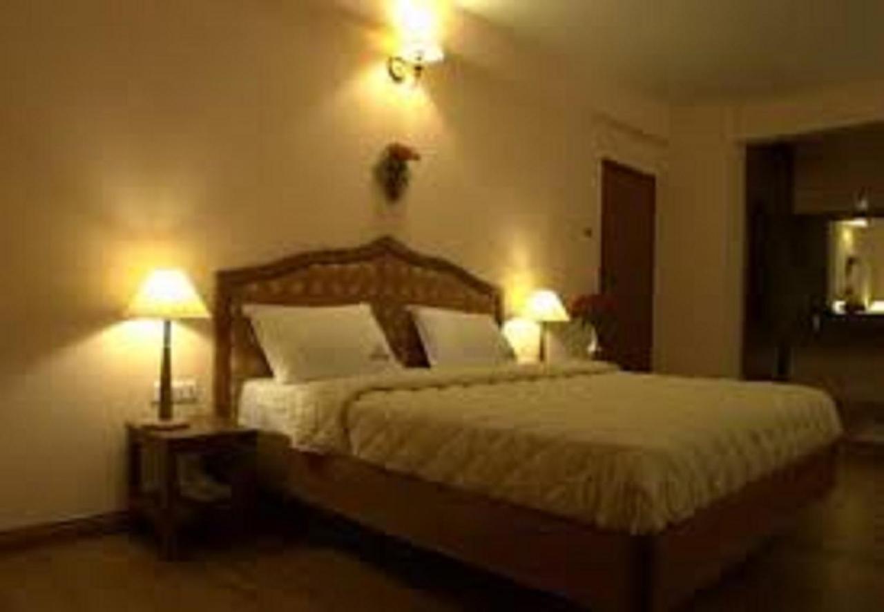 Hotel Blue Bird Ooty Exteriér fotografie